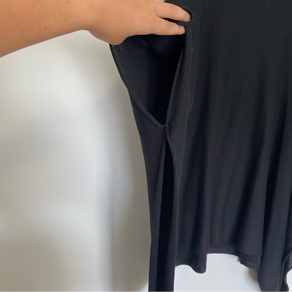 H&M TURTLE NECK PONCHO - Picture 2 of 4